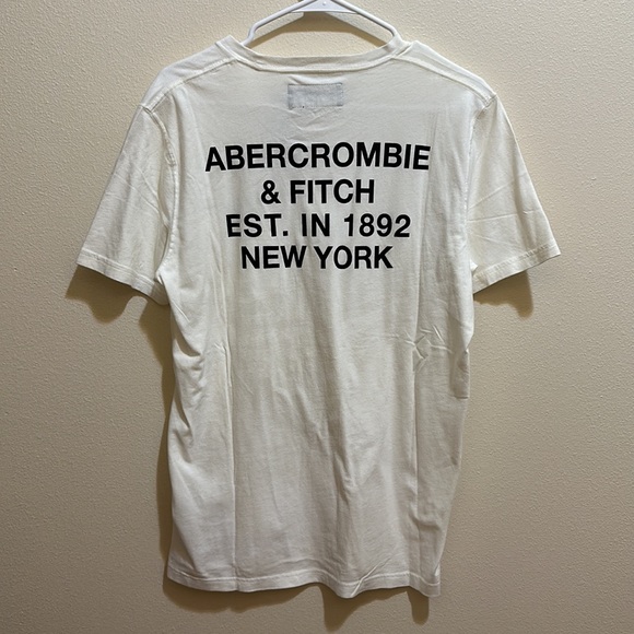 Abercrombie & Fitch T-shirt, size medium, color white - Picture 2 of 3